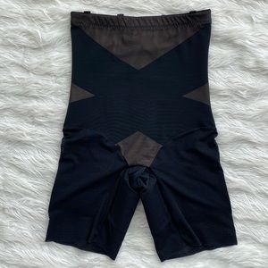 HoneyLove | SuperPower Short